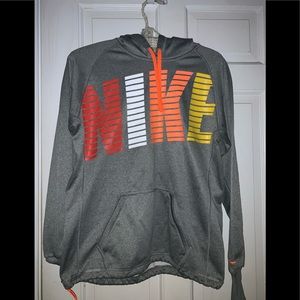 Nike therms-fit sweatshirt